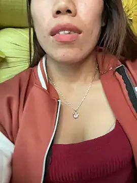 nhinhi-sexy's Live XXX Chat