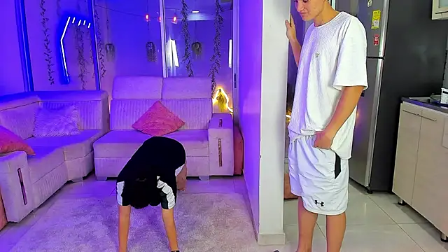 Houseofwarrios Chat XXX in diretta