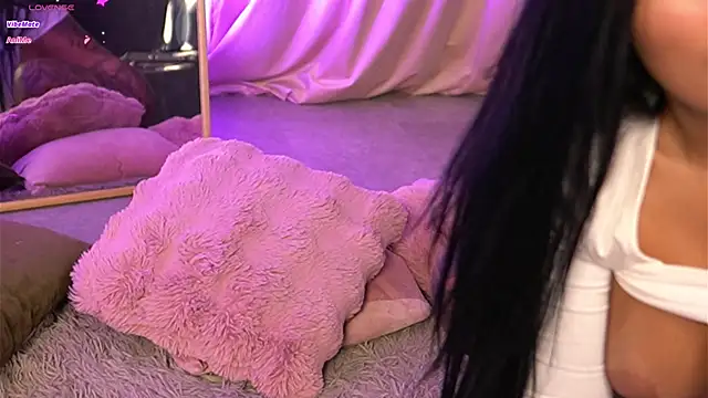 firesbomb777's Live XXX Chat