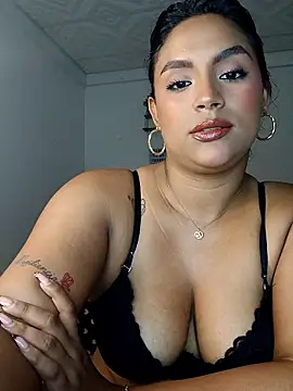 victoria_roussee Chat XXX in diretta