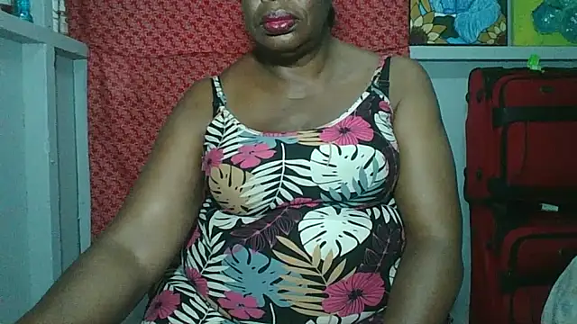 pink69pussy's Webcam Show