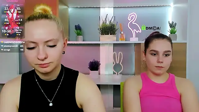 mila_glow1 élő XXX-chatje