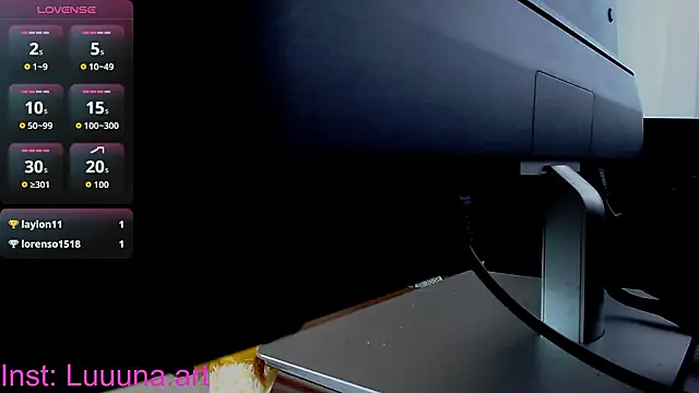 Chat +18 de Gia_Vibey ao vivo