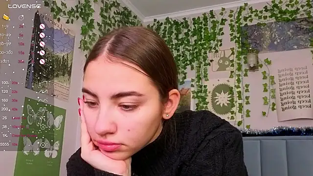 Fit_Brunette_'s Live XXX Chat