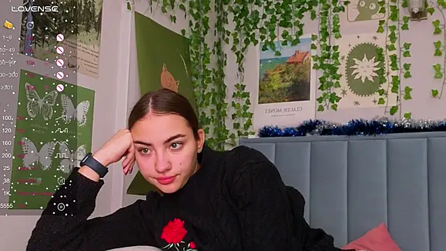 Fit_Brunette_ Live XXX-Chat