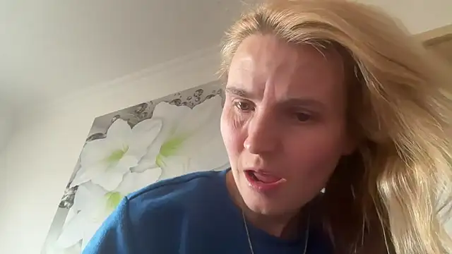 s-te-fan-i Live XXX-Chat