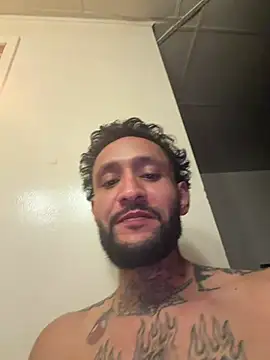 CcincoVilla's Live XXX Chat