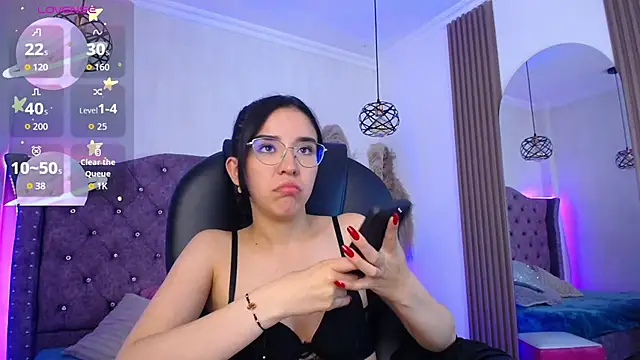 Amara_Davis লাইভ XXX চ্যাট