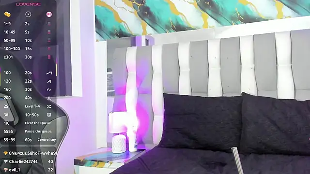 IsaDiiaz's Live XXX Chat