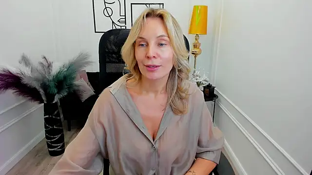 Sinty_Devis' Live XXX Chat