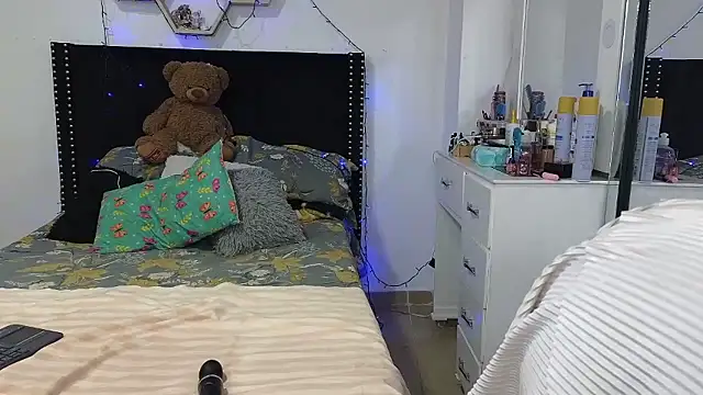 charlotte_077 Live XXX-Chat