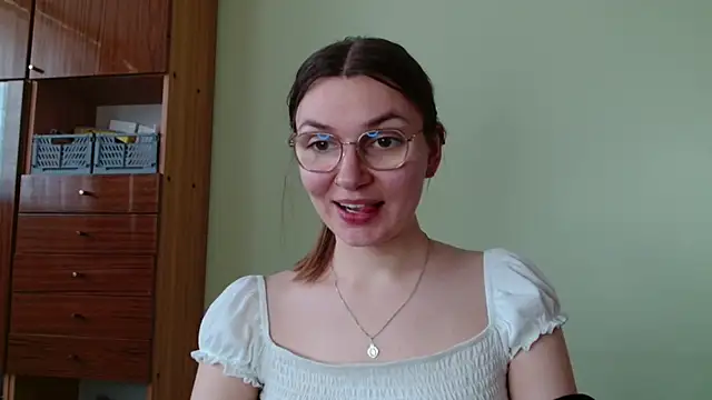 XXX chat uživo modela LooveELLYx