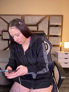 LUNA_MAIA – Live XXX-chat