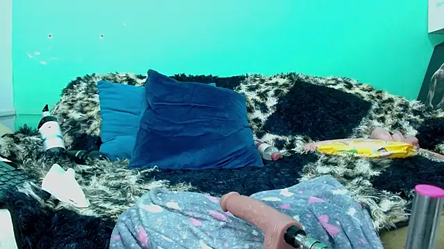 avaleri_cherry's Live XXX Chat