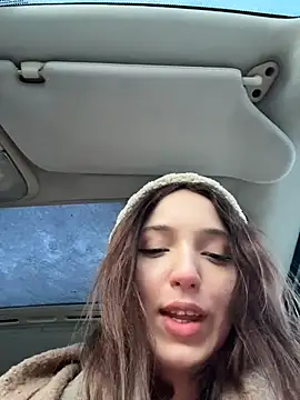 DollyTall's Live XXX Chat