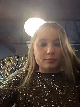 VineraSweet live XXX chat