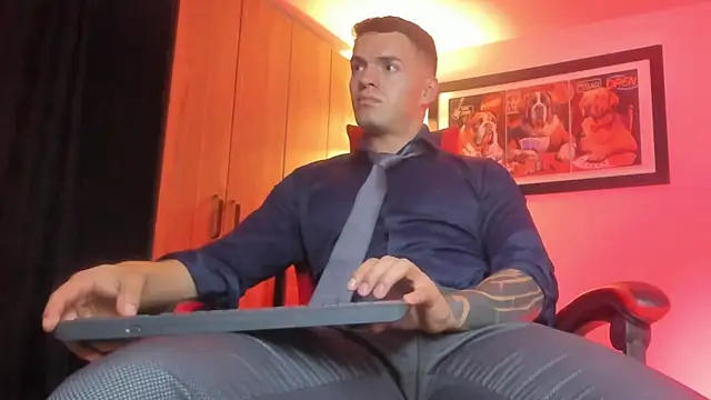 دردشة ALPHA_DOMINUS_ الجنسية المباشرة