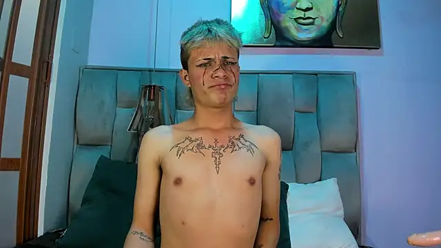 Heiden-Stiven's Live XXX Chat