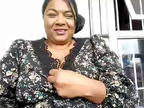 IndianDelia – Live XXX-chat