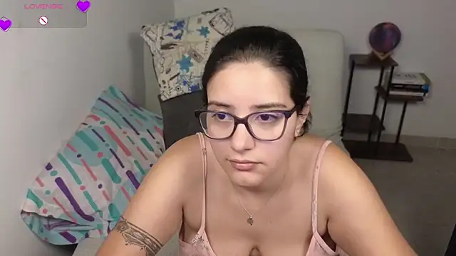 blue__moon_'s Live XXX Chat