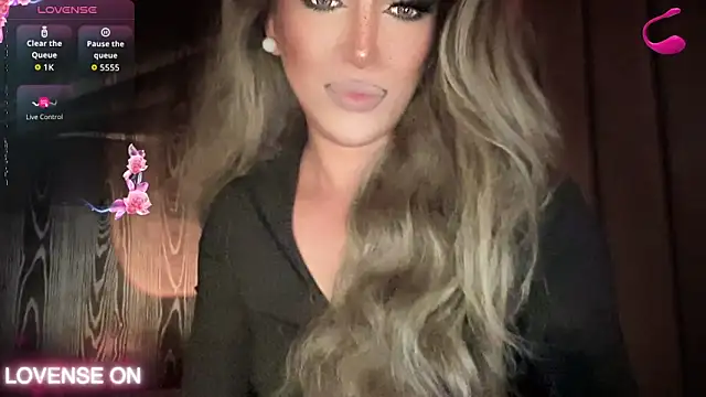 Lo_la_69's Live XXX Chat