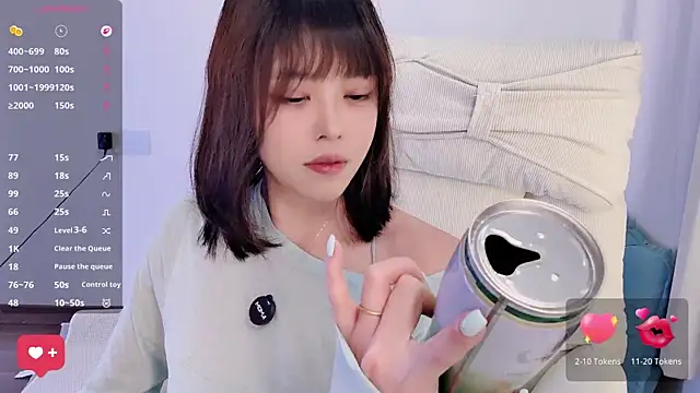 peachy_kiss' Live XXX Chat