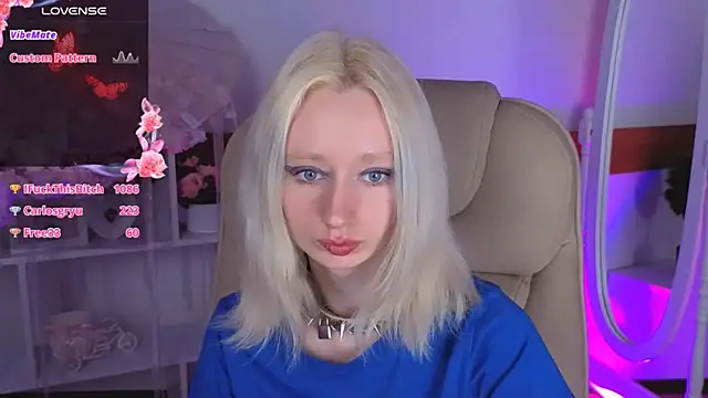 Show modela Katia_Kim na web-kameri