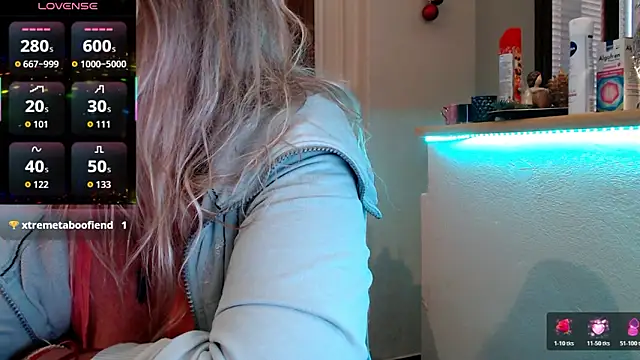 JennaDeluxe's Live XXX Chat