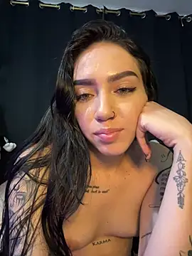 Moon11-'s Live XXX Chat