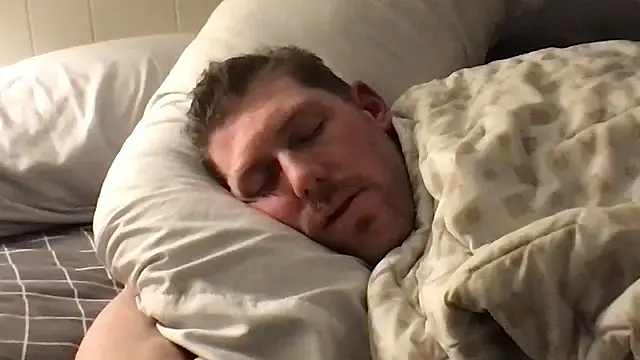 God_Of_ThundeRR: онлайн-секс-чат