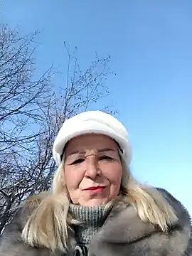 CassandraSandra44's Live XXX Chat