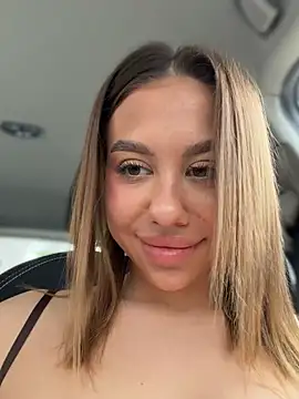 Show modela Myrtle_Beach na web-kameri