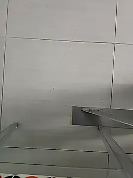 Chat XXX en directo de Romola_Inside