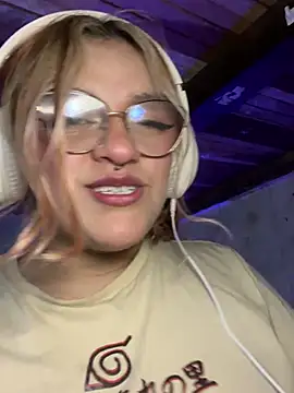 Sophia_Weest99's Live XXX Chat