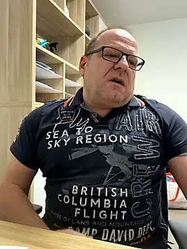 coupleLatinaLovers Live XXX Chat