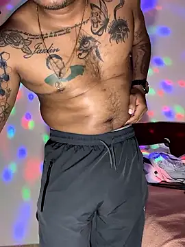 Saipuer31's Live XXX Chat