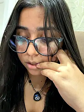 virginbrunette99 – Live XXX-chat