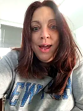 XSouthlondonNAUGHTYMILFXX's Live XXX Chat