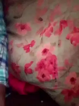 aunty_sumy élő XXX-chatje