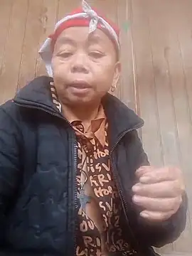 XXX chat uživo modela VangLe73