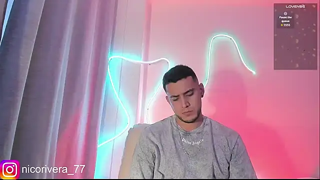 nico_rivera's Live XXX Chat