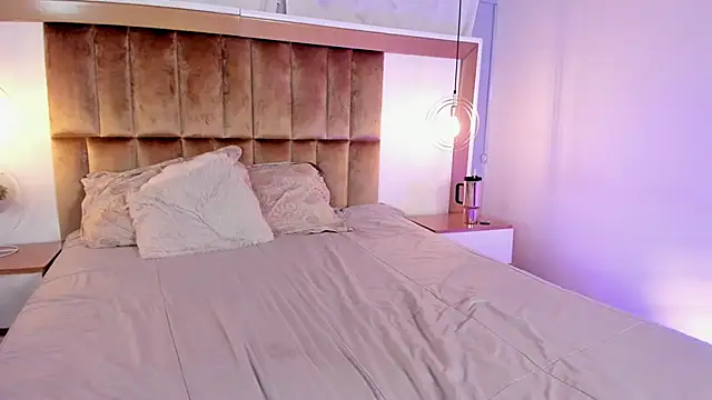 SamyShark's Live XXX Chat