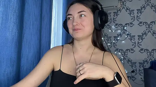 TwotyBright's Live XXX Chat