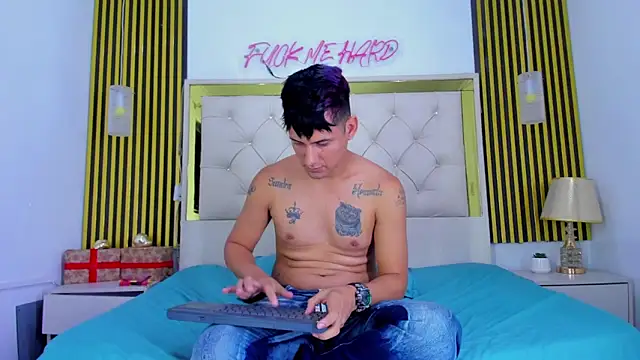 Sweet_kevin1's Live XXX Chat