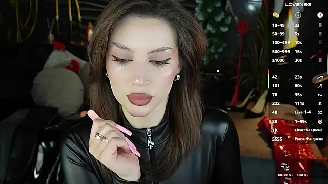 MistressDarsy's Live XXX Chat