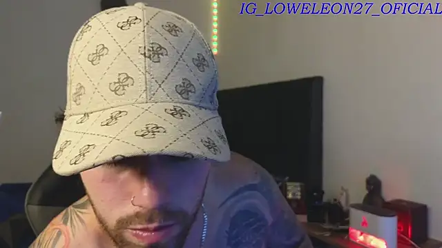 Ades_Lowe's Live XXX Chat