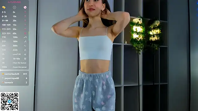 Quinavelle's Live XXX Chat