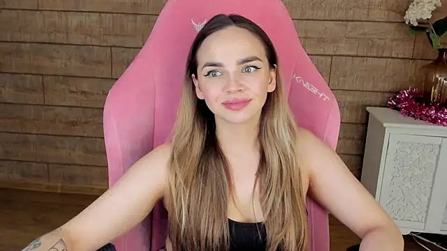 AnitaVenture's Live XXX Chat