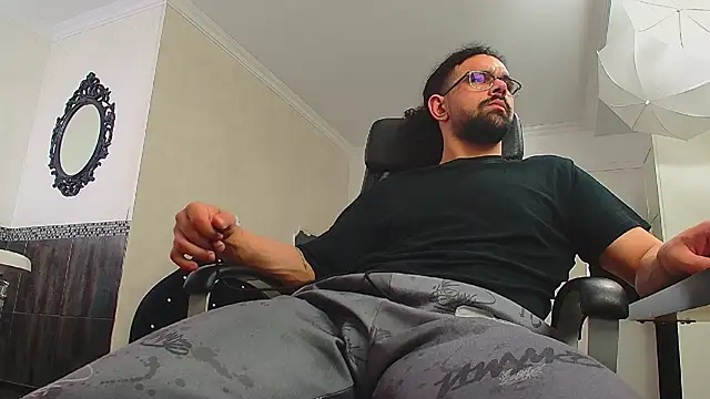 Czat XXX na żywo – KysonRhodes