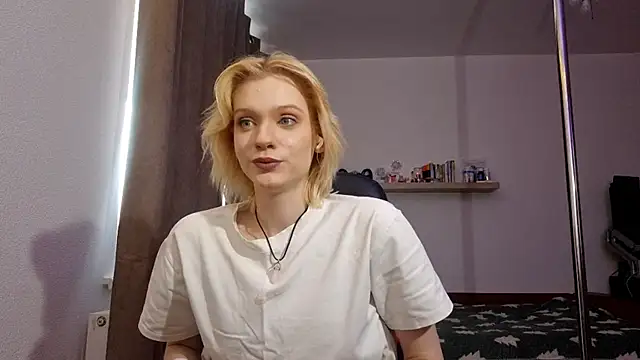 XXX chat uživo modela AuraNevera